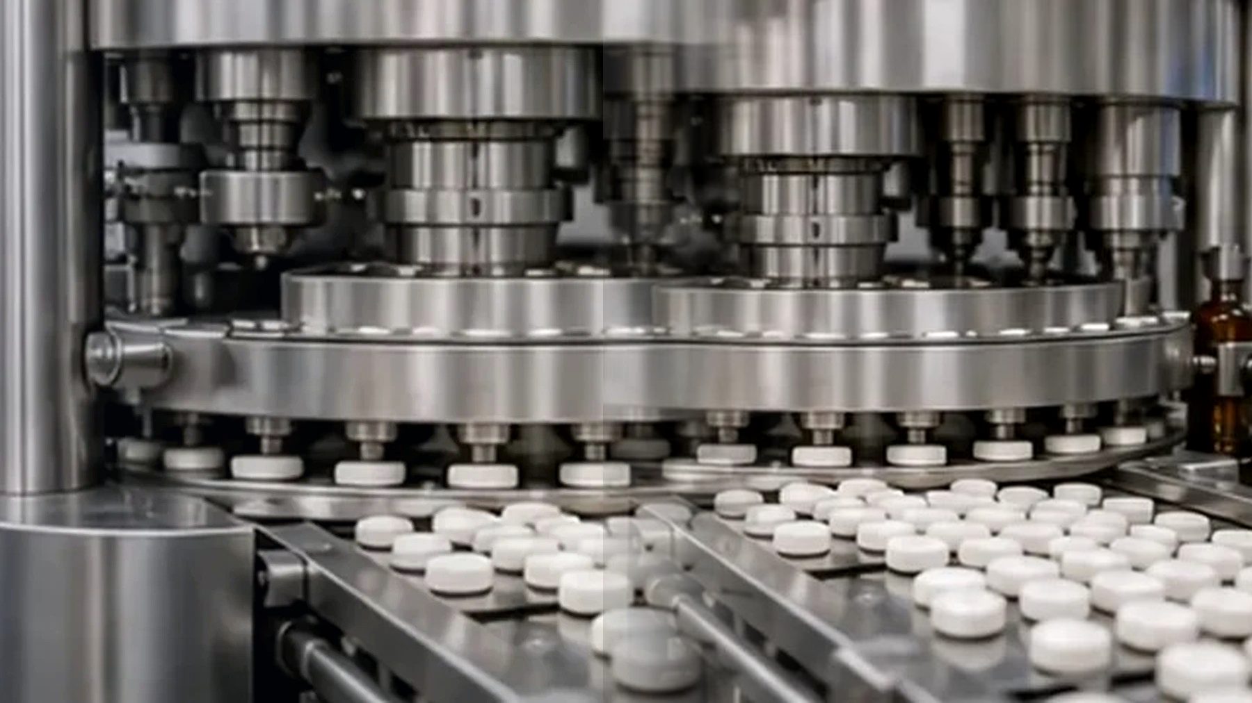 Bottling at BioCorp Nutrition Labs
